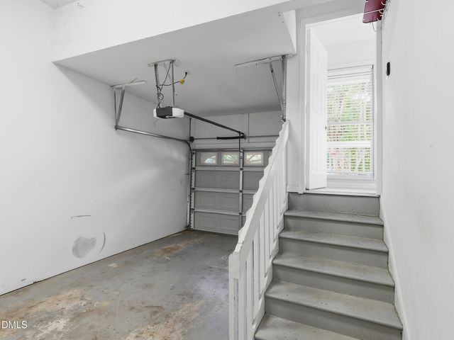 8311 Hempshire Place 204, Raleigh, NC 27613