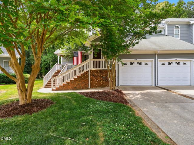 8311 Hempshire Place 204, Raleigh, NC 27613
