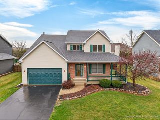 570 Larium Lane, Crystal Lake, IL 60012