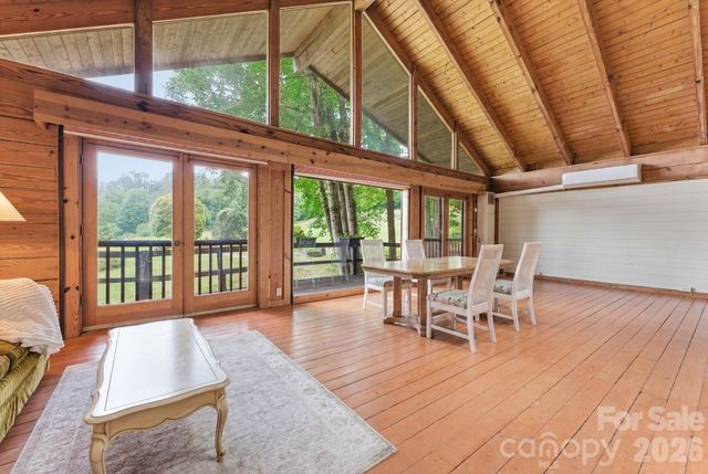 429 Biodome Drive, Waynesville, NC 28785