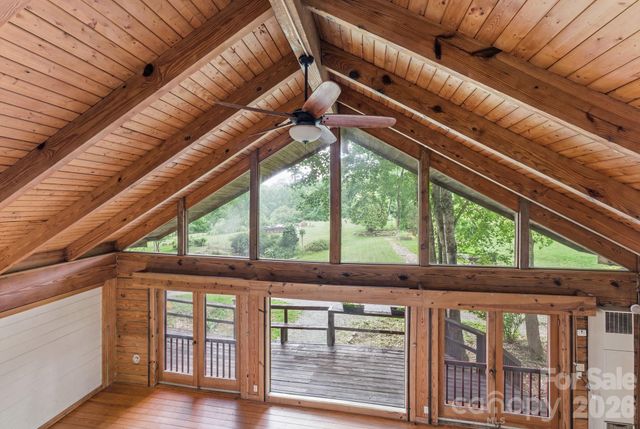 429 Biodome Drive, Waynesville, NC 28785