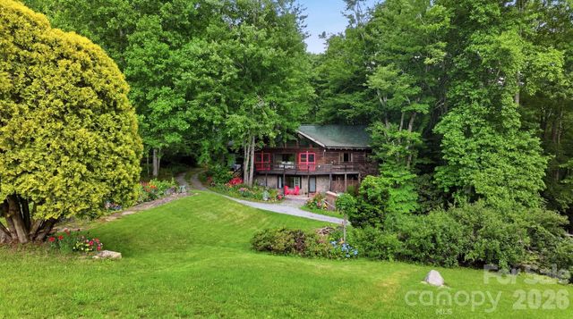 429 Biodome Drive, Waynesville, NC 28785