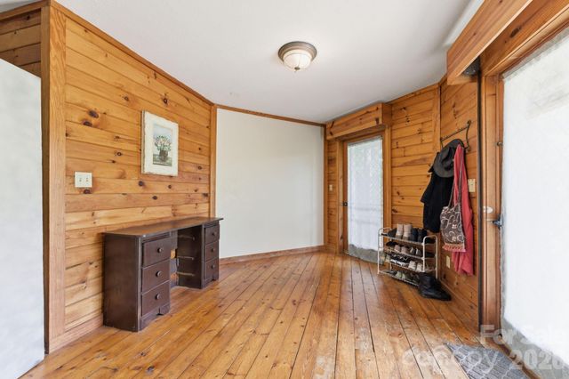 429 Biodome Drive, Waynesville, NC 28785