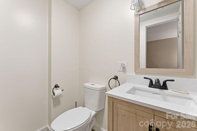 429 Biodome Drive, Waynesville, NC 28785