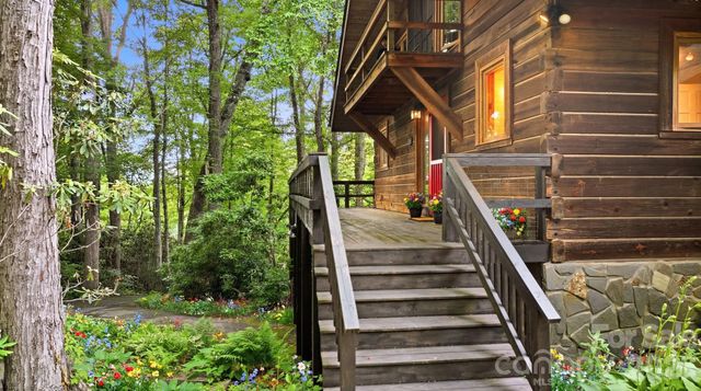 429 Biodome Drive, Waynesville, NC 28785