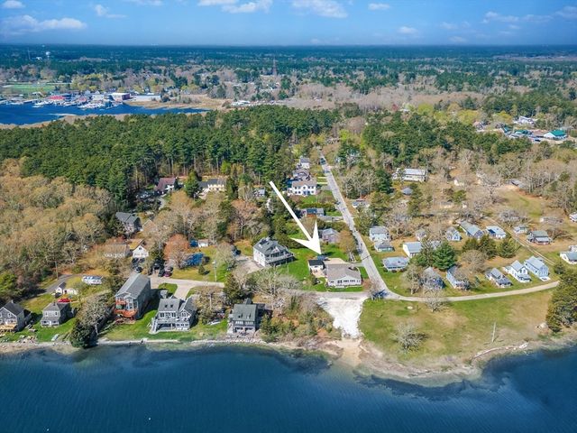 44 Oakdale Ave, Marion, MA 02738