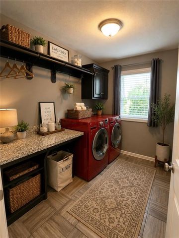17232 W 198th Street, Spring Hill, KS 66083