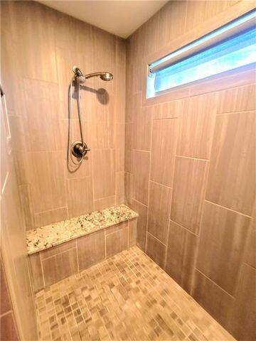17232 W 198th Street, Spring Hill, KS 66083