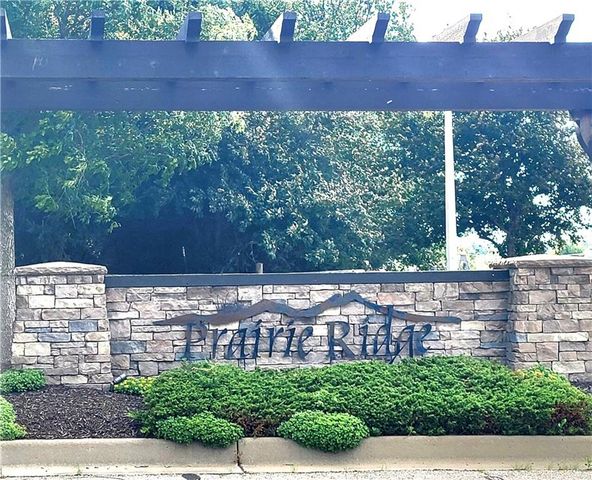 17232 W 198th Street, Spring Hill, KS 66083