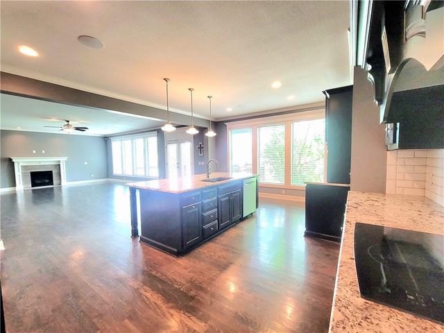 17232 W 198th Street, Spring Hill, KS 66083