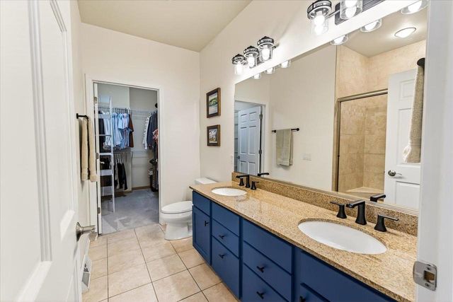 1622 Pond View Court, Middleton, WI 53562