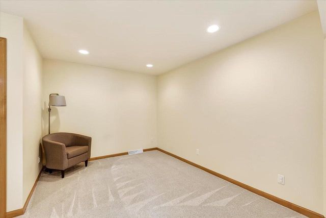 1622 Pond View Court, Middleton, WI 53562