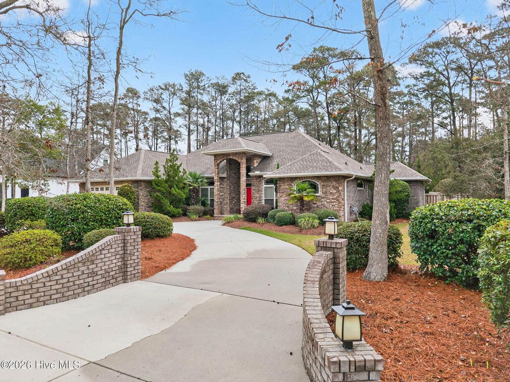 1614 Colonist Square SW, Ocean Isle Beach, NC 28469