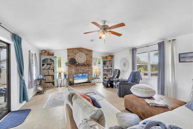 1222 PINEBROOK WAY, Venice, FL 34285