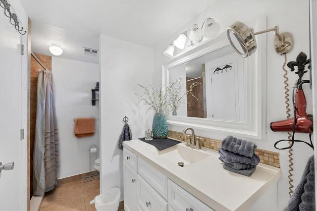 1222 PINEBROOK WAY, Venice, FL 34285