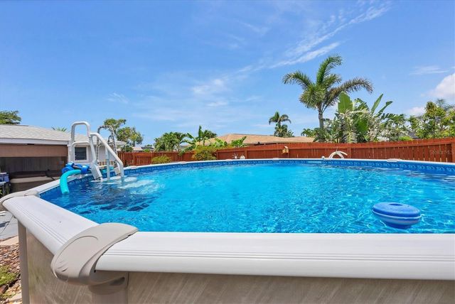 1222 PINEBROOK WAY, Venice, FL 34285