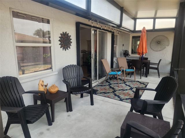 1222 PINEBROOK WAY, Venice, FL 34285