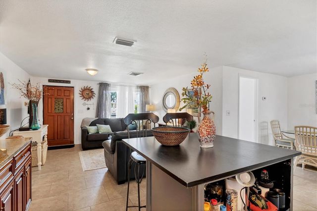 1222 PINEBROOK WAY, Venice, FL 34285