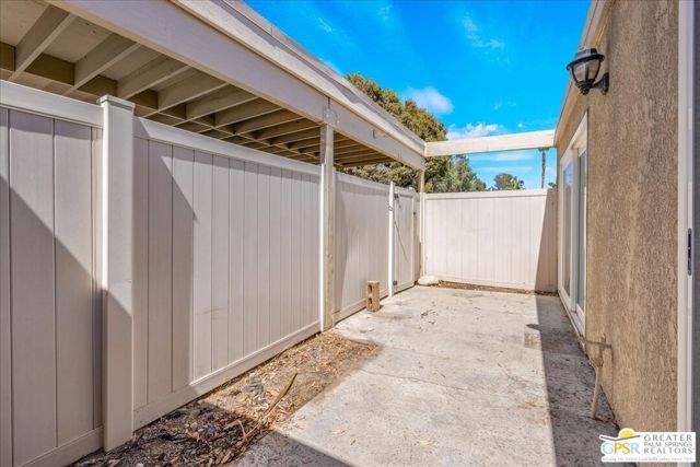 69587 Encanto Court, Rancho Mirage, CA 92270