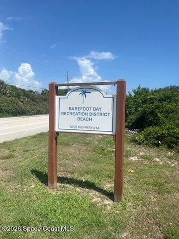 249 Kiwi Drive, Barefoot Bay, FL 32976