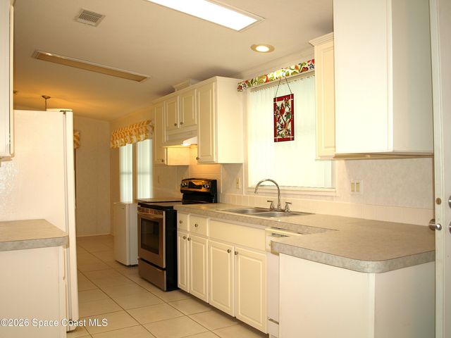 249 Kiwi Drive, Barefoot Bay, FL 32976