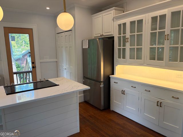 1098 Los Angeles Avenue UPPER, Atlanta, GA 30306