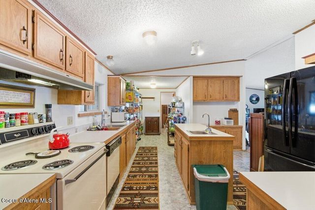 1772 W Windsor Ave, Coeur D'alene, ID 83815