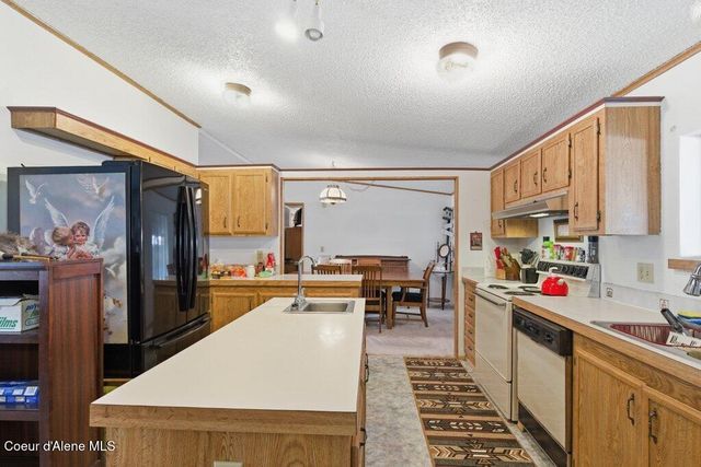 1772 W Windsor Ave, Coeur D'alene, ID 83815