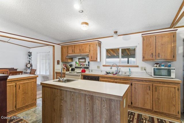 1772 W Windsor Ave, Coeur D'alene, ID 83815