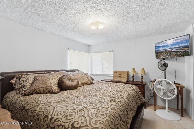 1772 W Windsor Ave, Coeur D'alene, ID 83815