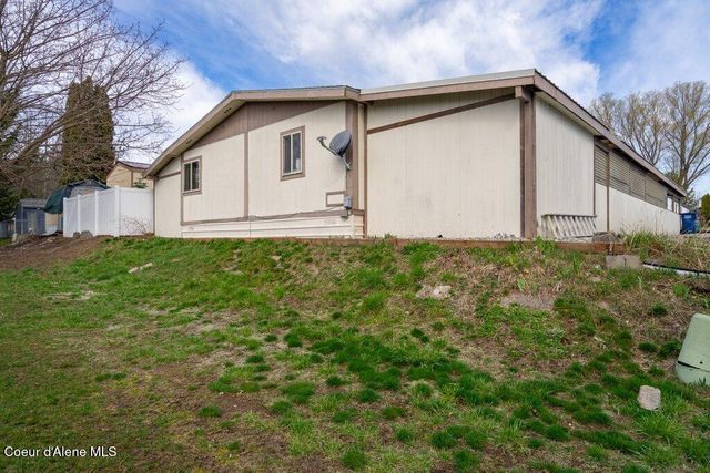 1772 W Windsor Ave, Coeur D'alene, ID 83815