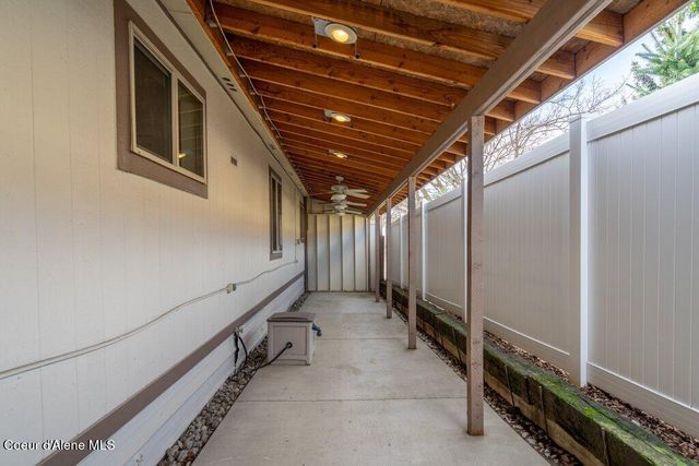 1772 W Windsor Ave, Coeur D'alene, ID 83815