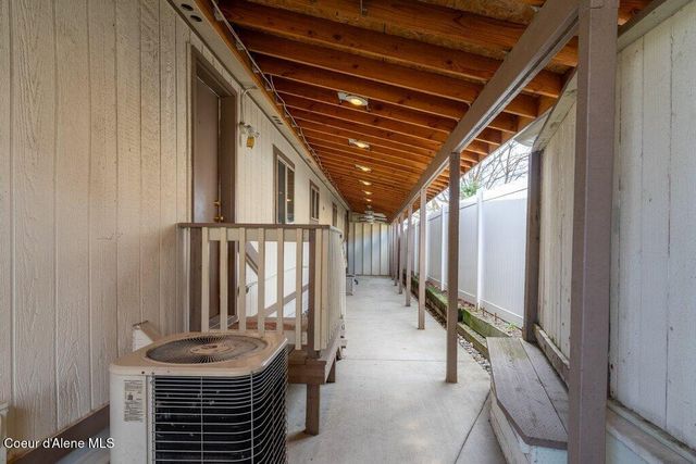 1772 W Windsor Ave, Coeur D'alene, ID 83815