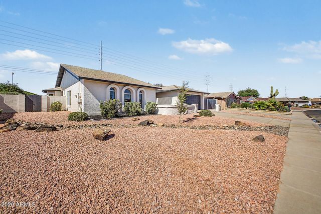 3130 W KRISTAL Way, Phoenix, AZ 85027