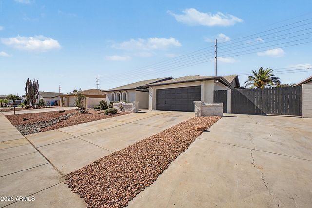 3130 W KRISTAL Way, Phoenix, AZ 85027