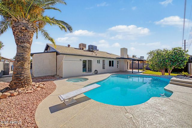 3130 W KRISTAL Way, Phoenix, AZ 85027
