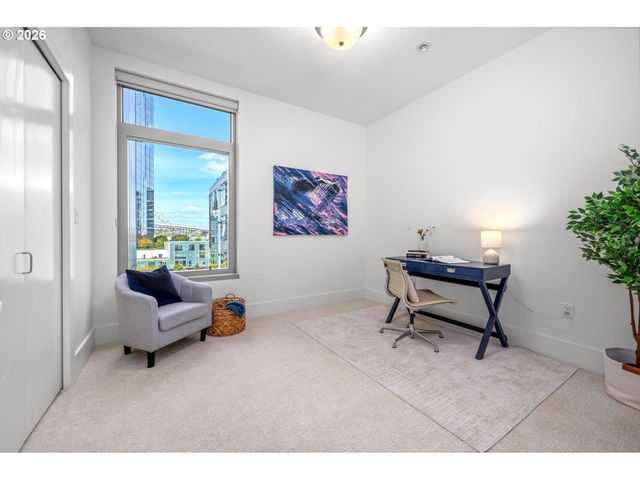 1001 Nw LOVEJOY St 608, Portland, OR 97209