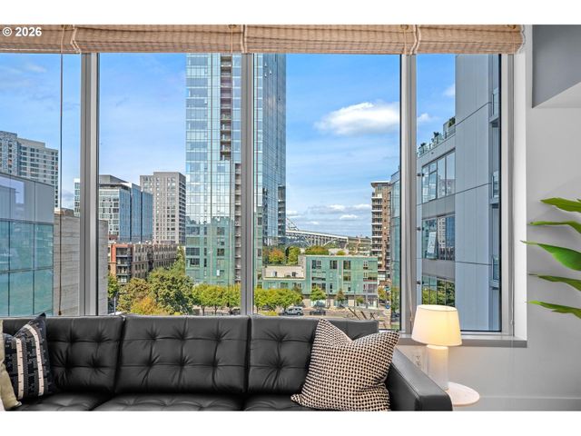 1001 Nw LOVEJOY St 608, Portland, OR 97209