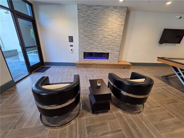 775 Juniper NE Street 206, Atlanta, GA 30308