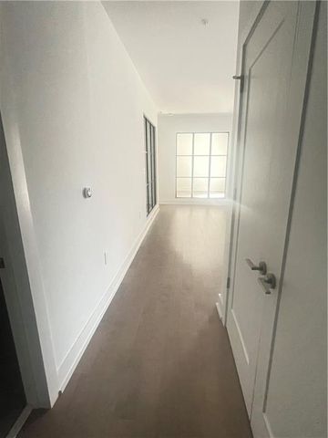 775 Juniper NE Street 206, Atlanta, GA 30308