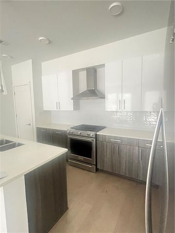 775 Juniper NE Street 206, Atlanta, GA 30308