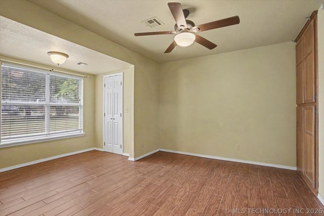 2314 Cornerstone Avenue, Claremore, OK 74017