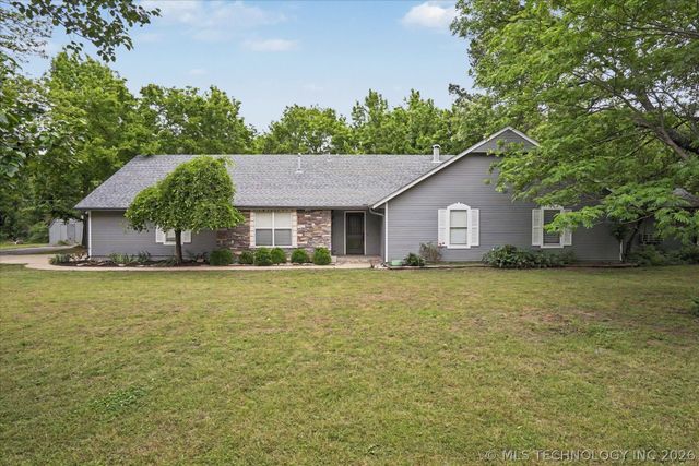 2314 Cornerstone Avenue, Claremore, OK 74017