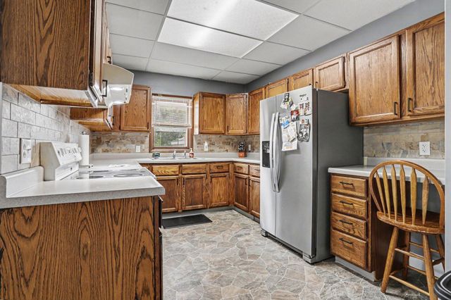 510 Lakeview Avenue, Battle Creek, MI 49015