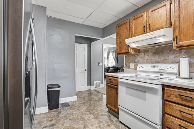 510 Lakeview Avenue, Battle Creek, MI 49015