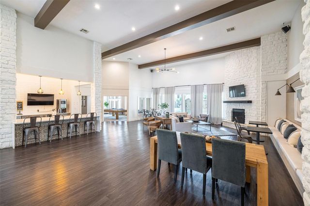 12215 Hunters Chase DR N-8102N, Austin, TX 78729