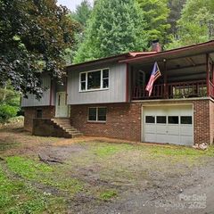 660 Big Windfall Road, Lansing, NC 28643