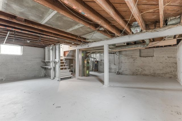 457 Howard Street, Grand Rapids, MI 49507