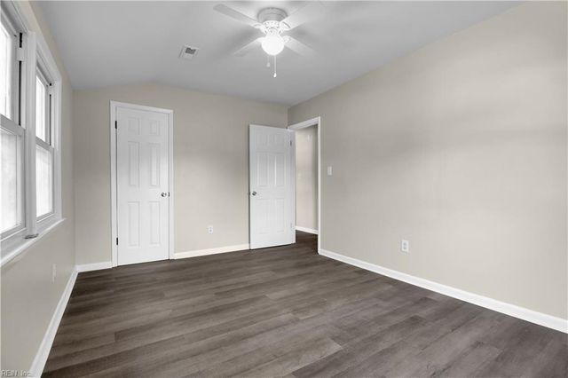 35 Leicester TER, Hampton, VA 23666