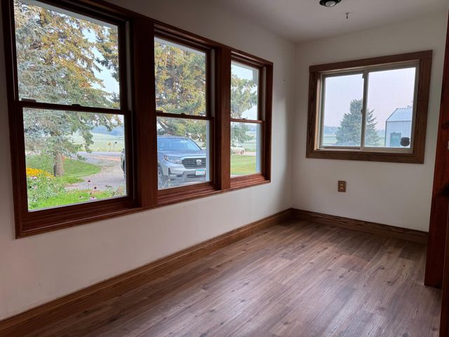 N3706 690th Street, Hartland Twp, WI 54011